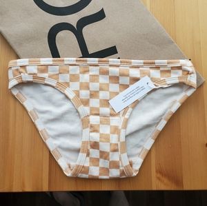 ARQ Lou undies in Carres